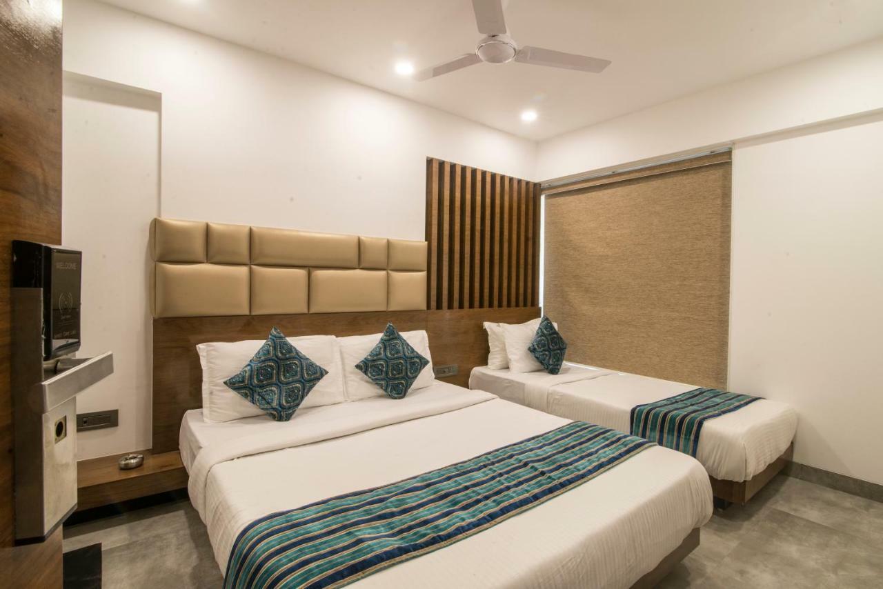 Hotel Wego Mumbai Exteriör bild