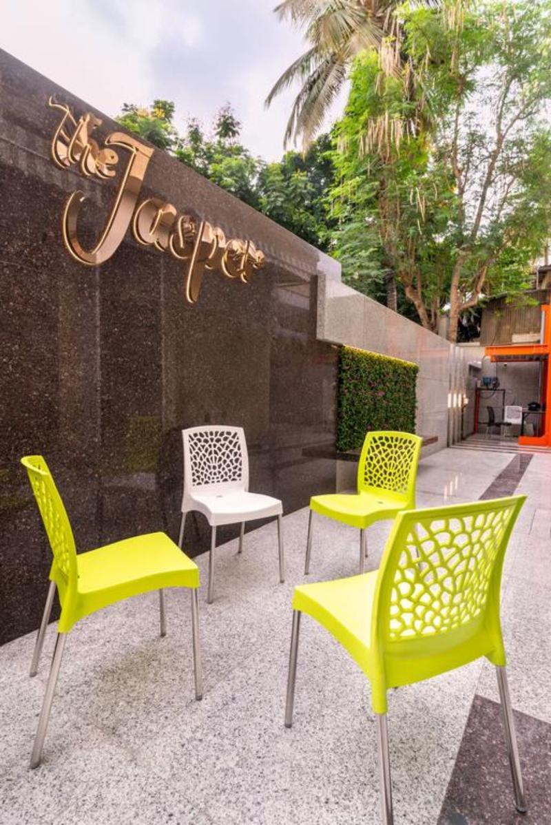 Hotel Wego Mumbai Exteriör bild